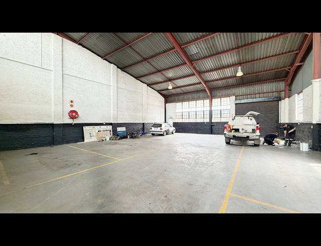 455M² WAREHOUSE TO LET IN WADEVILLE